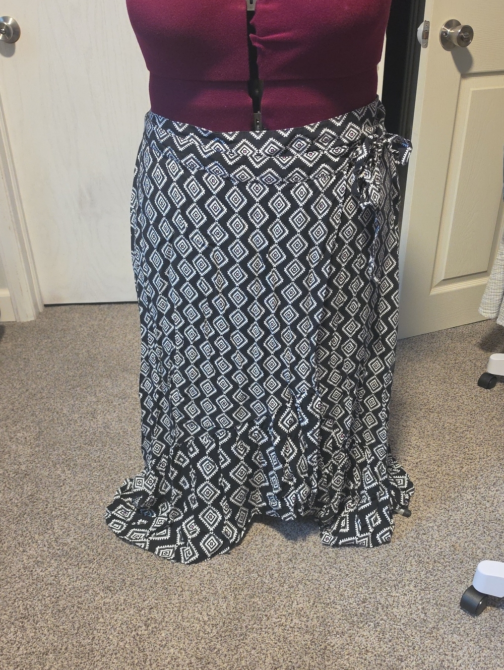 Black & White Geo Wrap Maxi Skirt - Womens 3 / 3x